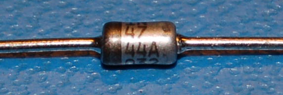 1N4744A Zener Diode, 15V, 1W, DO-41 (10 Pk)
