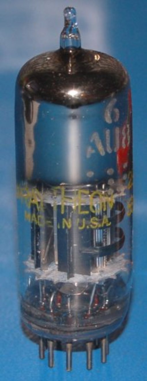 6AU8A Medium-Mu Triode - Sharp-Cutoff Pentode Tube