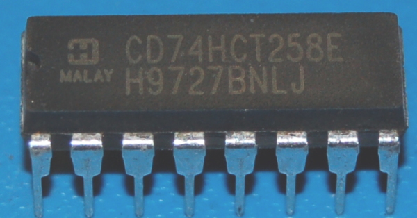 74258 - CD74HCT258E Quad 2-to-1 Selector/Multiplexer, DIP-16