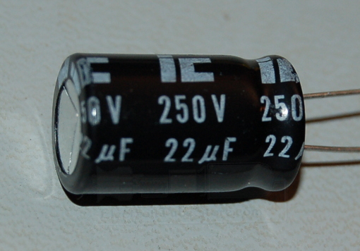 Capacitor, Aluminium Electrolytic, Radial, 250V, 22µF (5 Pk)