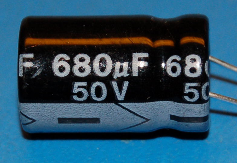 Capacitor, Aluminium Electrolytic, Radial, 50V, 680μF