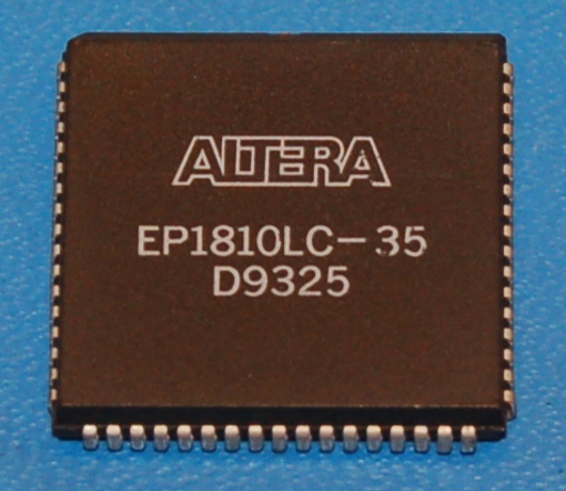 Altera EP1810LC-35 CPLD, 900 Gates, 48 Macrocells, LDCC-68