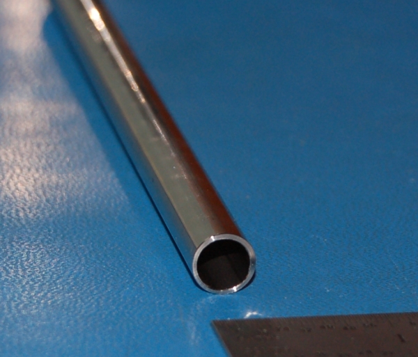 Stainless Steel 304 Tube, .375" (9.5mm) OD x .028" (0.7mm) Wall x 12"