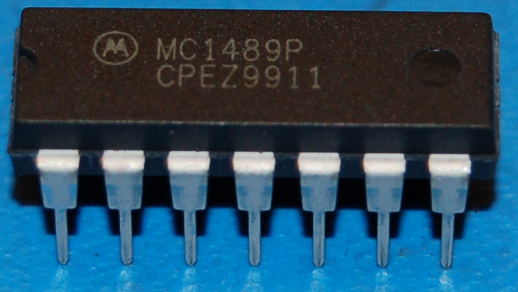 MC1489P Quad EIA-232D Receiver, DIP-14 (5 Pk)