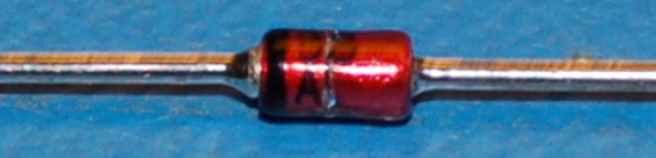 1N4733A Zener Diode, 5.1V, 1W, DO-41 (5 Pk)