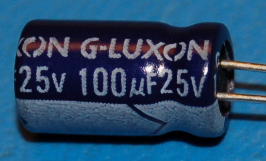 Capacitor, Aluminium Electrolytic, Radial, 25V, 100μF (10 Pk) - Cliquez sur l'image pour fermer