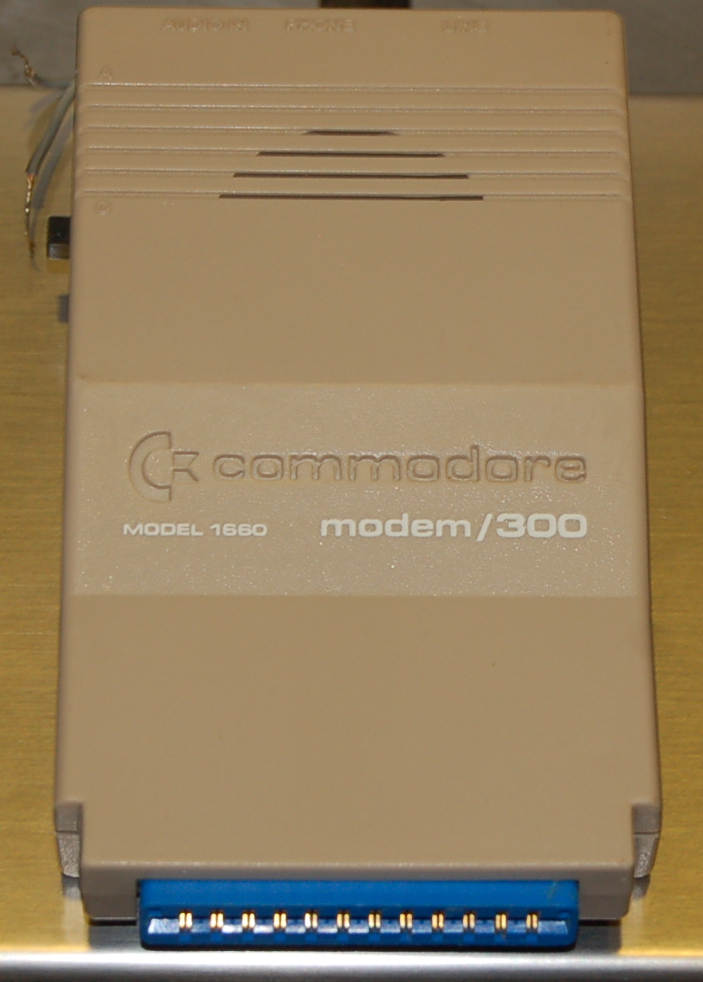 Commodore Modem, Model 1660, 300 baud - Click Image to Close