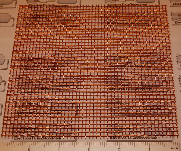 Copper 8-Mesh (2.5mm / .097" Wd), .028" (0.7mm) Wire, 6x6" - Cliquez sur l'image pour fermer