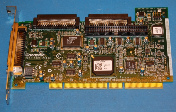 Adaptec ASC-29160 LVD SE Ultra160 64-Bit PCI SCSI Controller - Cliquez sur l'image pour fermer