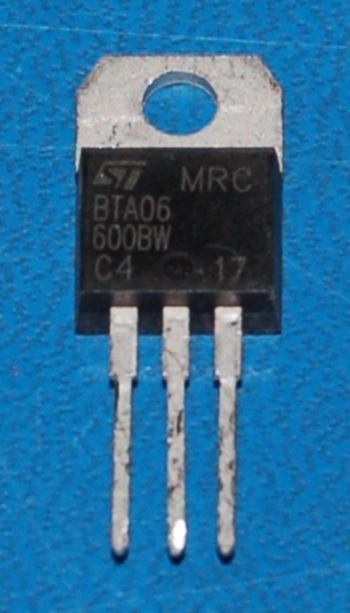 BTA06-600BW TRIAC, 600V, 6A, TO-220AB - Click Image to Close