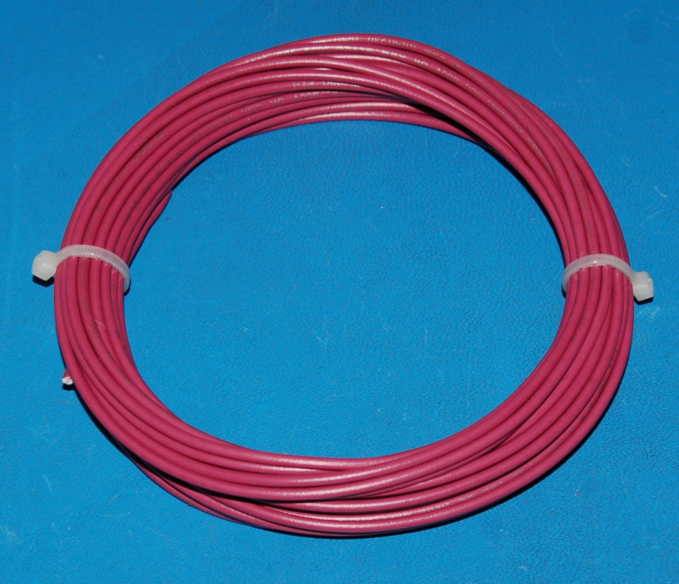 Solid Tinned Copper Wire, 600V, #20 AWG x 25' (Purple) - Click Image to Close