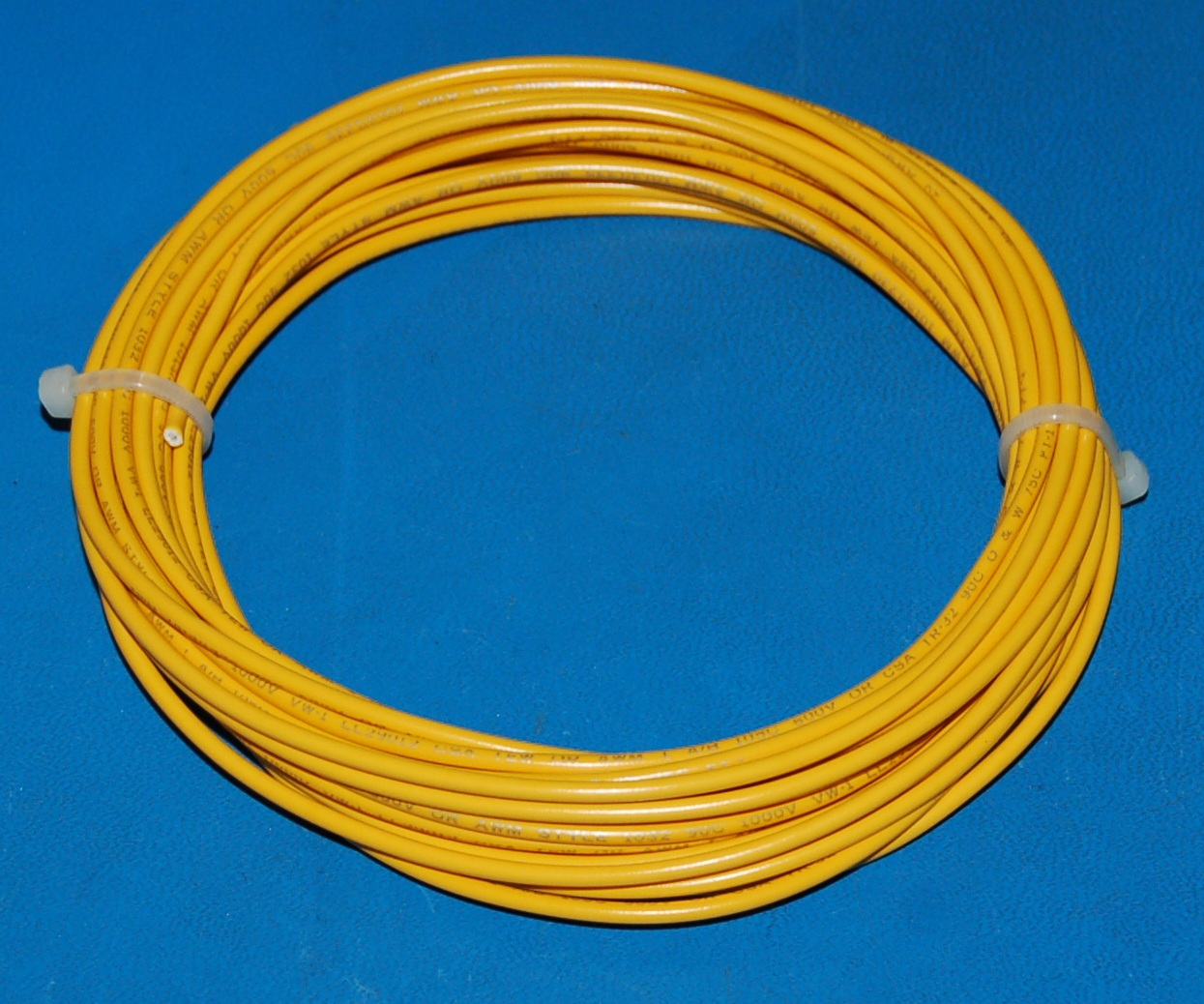 Solid Tinned Copper Wire, 600V, #20 AWG x 25' (Yellow) - Click Image to Close
