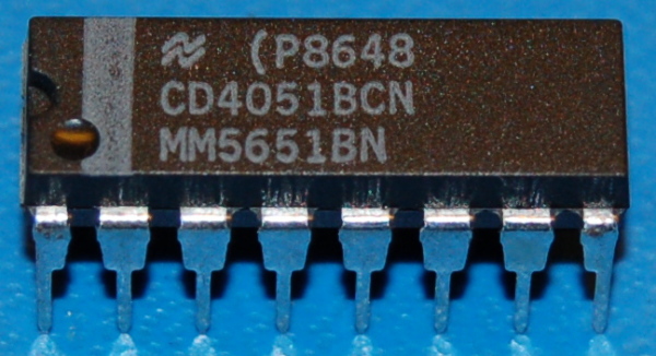 4051BCN Single 8-Channel Analog Multiplexer/Demultiplexer, DIP-16 - Click Image to Close
