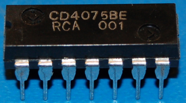 4075BE Triple 3-Input OR Gate, DIP-14 - Click Image to Close