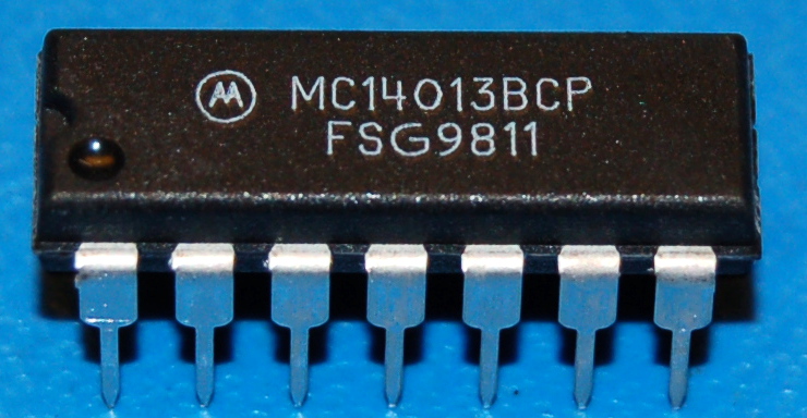 4013BCP Dual D-Type Flip/Flop, DIP-14 - Click Image to Close