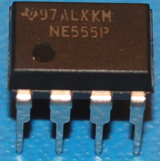 NE555P CMOS Single Timer, DIP-8 - Cliquez sur l'image pour fermer