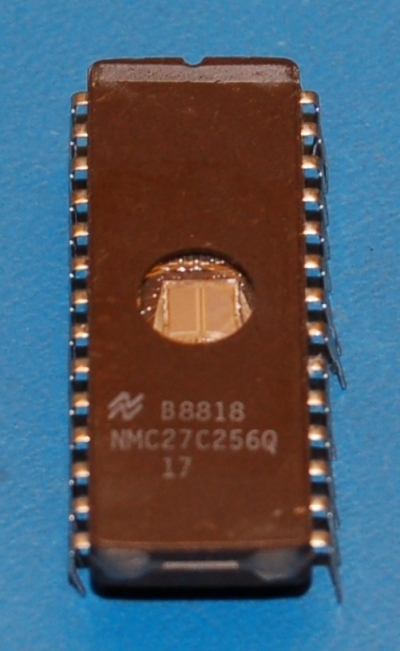 27C256 EPROM UV, 256Kb (32K x 8), Usagé, DIP-28