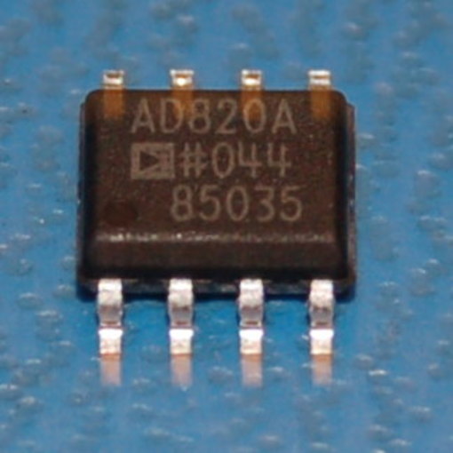 AD820ARZ Amplificateur Opérationnel d'entrée FET Rail-à-Rail