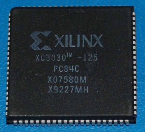 Xilinx XC3030-125PC84C FPGA, 125MHz, PLCC-84