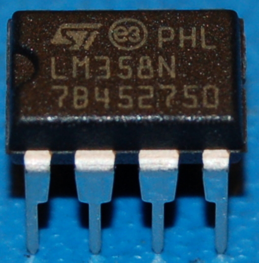 LM358N Dual Operational Amplifier, DIP-8